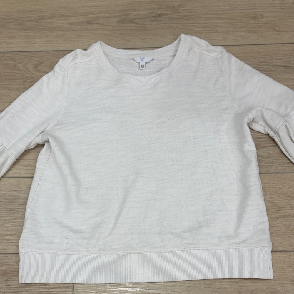 Time and Tru Cozy Comfy Casual Women's Cream Crew Neck Sweater